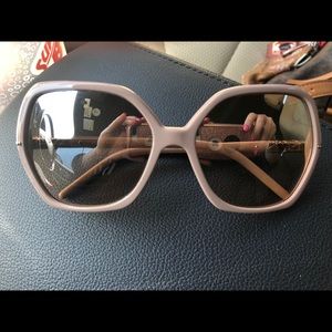 Burberry sunglasses